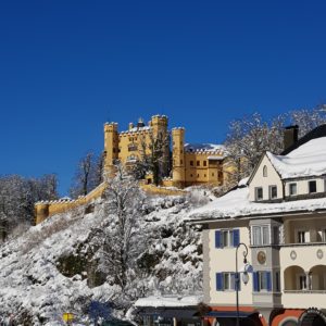 Нойшванштайн и замок Хоэншвангау